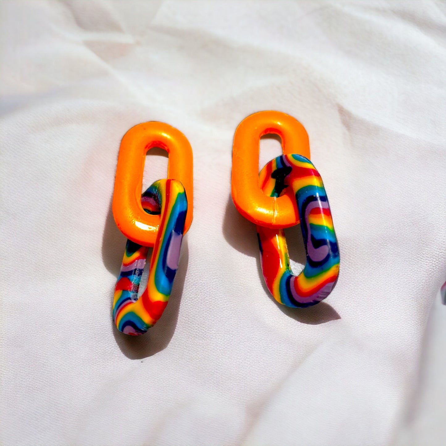 Pendientes cadena colorines con naranja