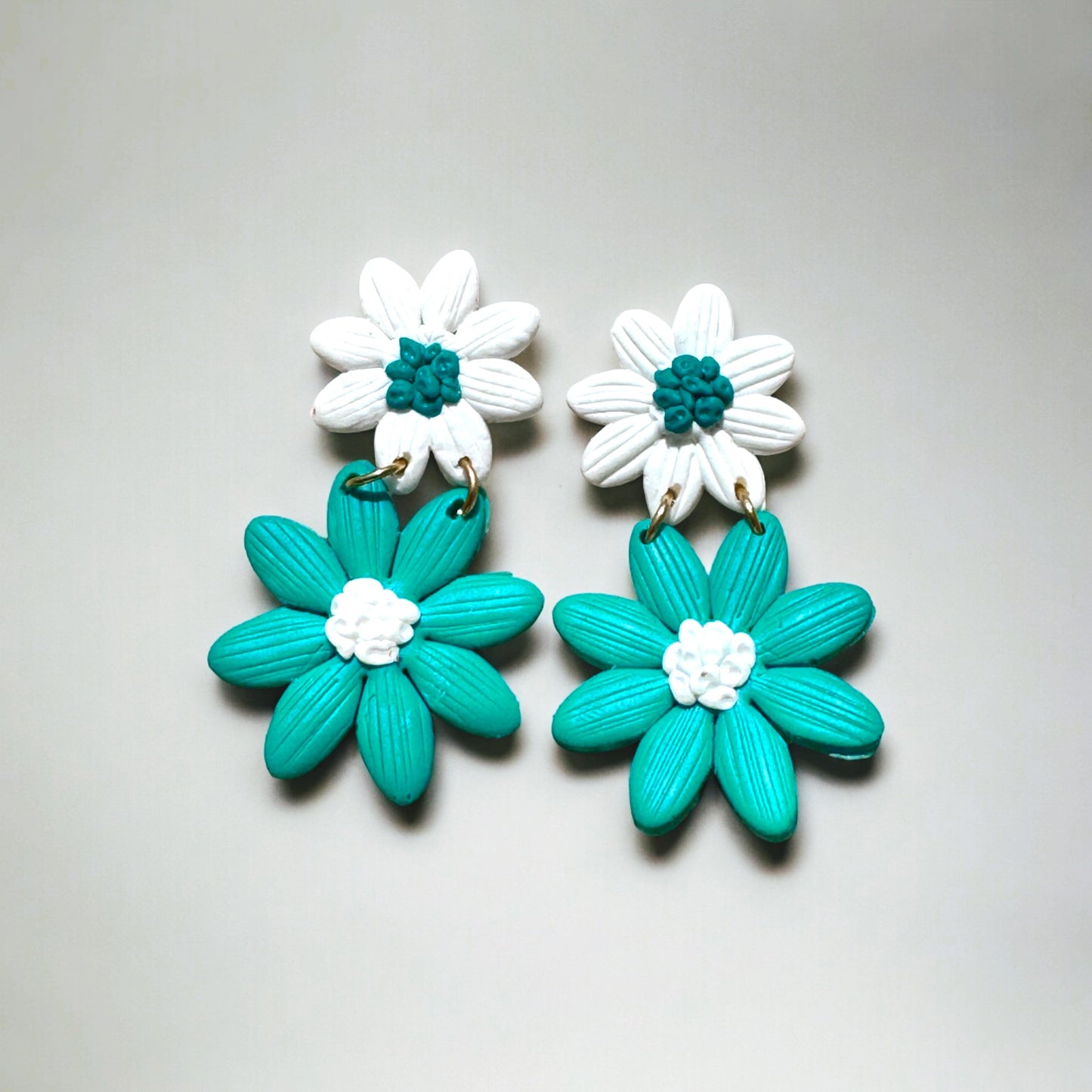 Pendientes Colección Brigitte Color Verde y Blanco