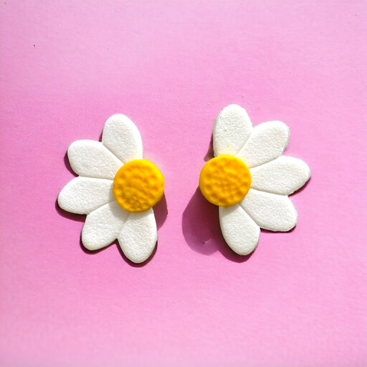 Pendientes Media Margaritas blanco y amarillo