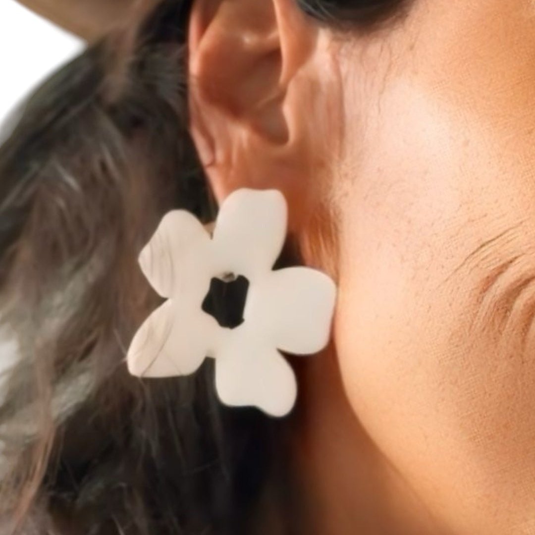 Pendientes Petunia Blancos